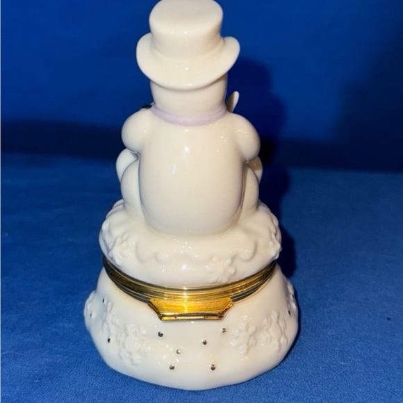 NIB Lenox Treasures “Drumming Up Surprises” Snowman Box with Trinket / Charm - Picture 2 of 5